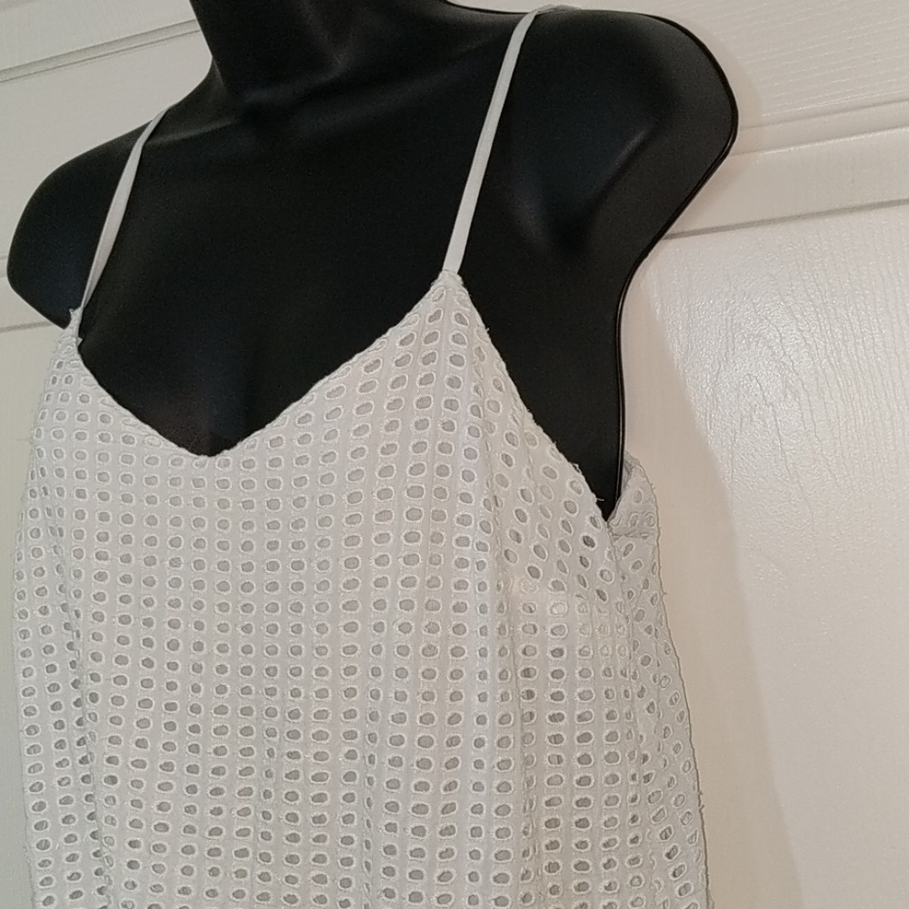 Madewell Eyelet Dress - Picture 4 of 8